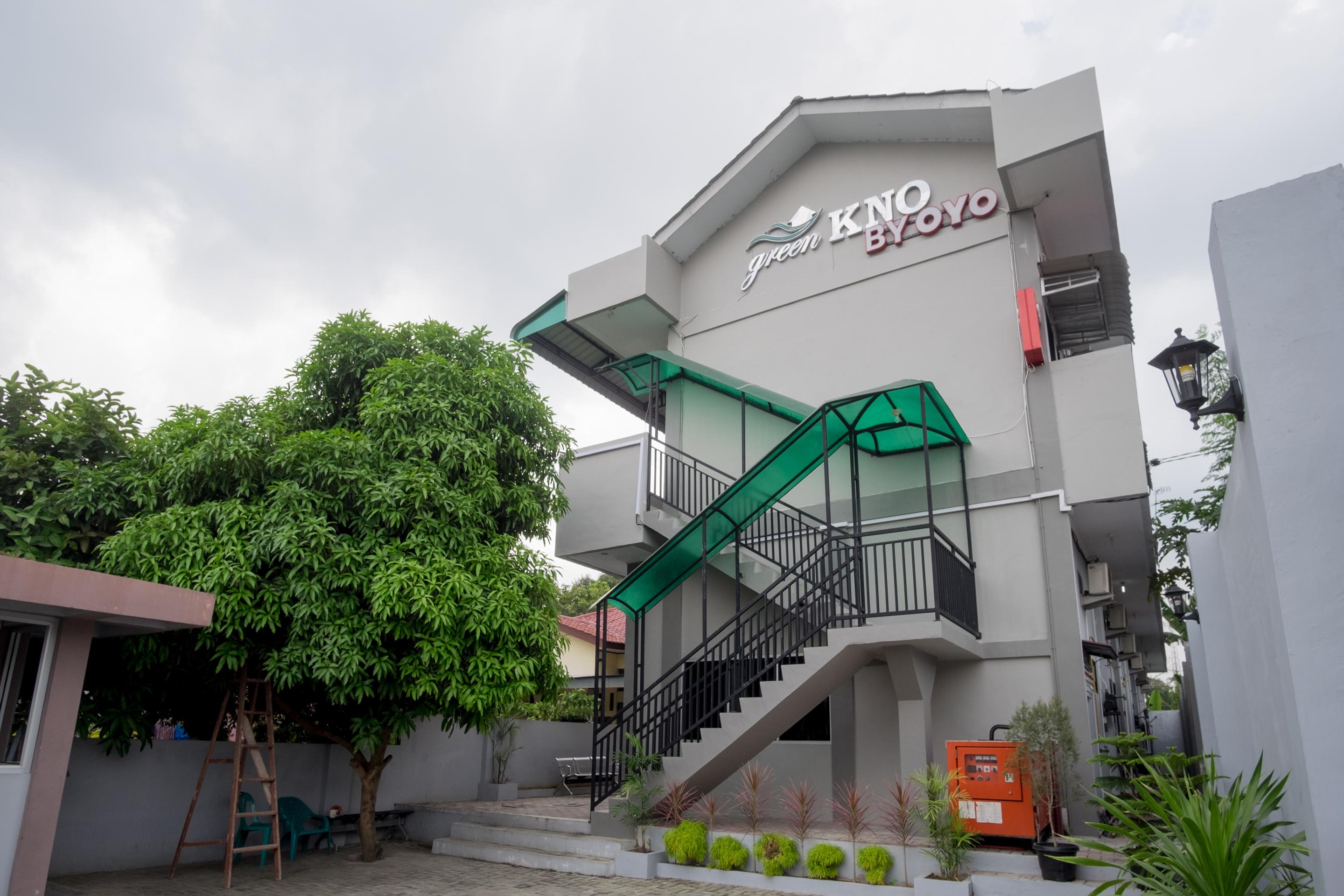Oyo 470 Green Kno Medan Eksteriør bilde